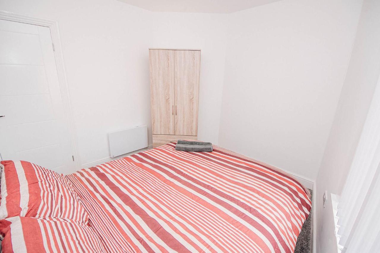 Florence Avenue, Apartment 2 Донкастер Экстерьер фото